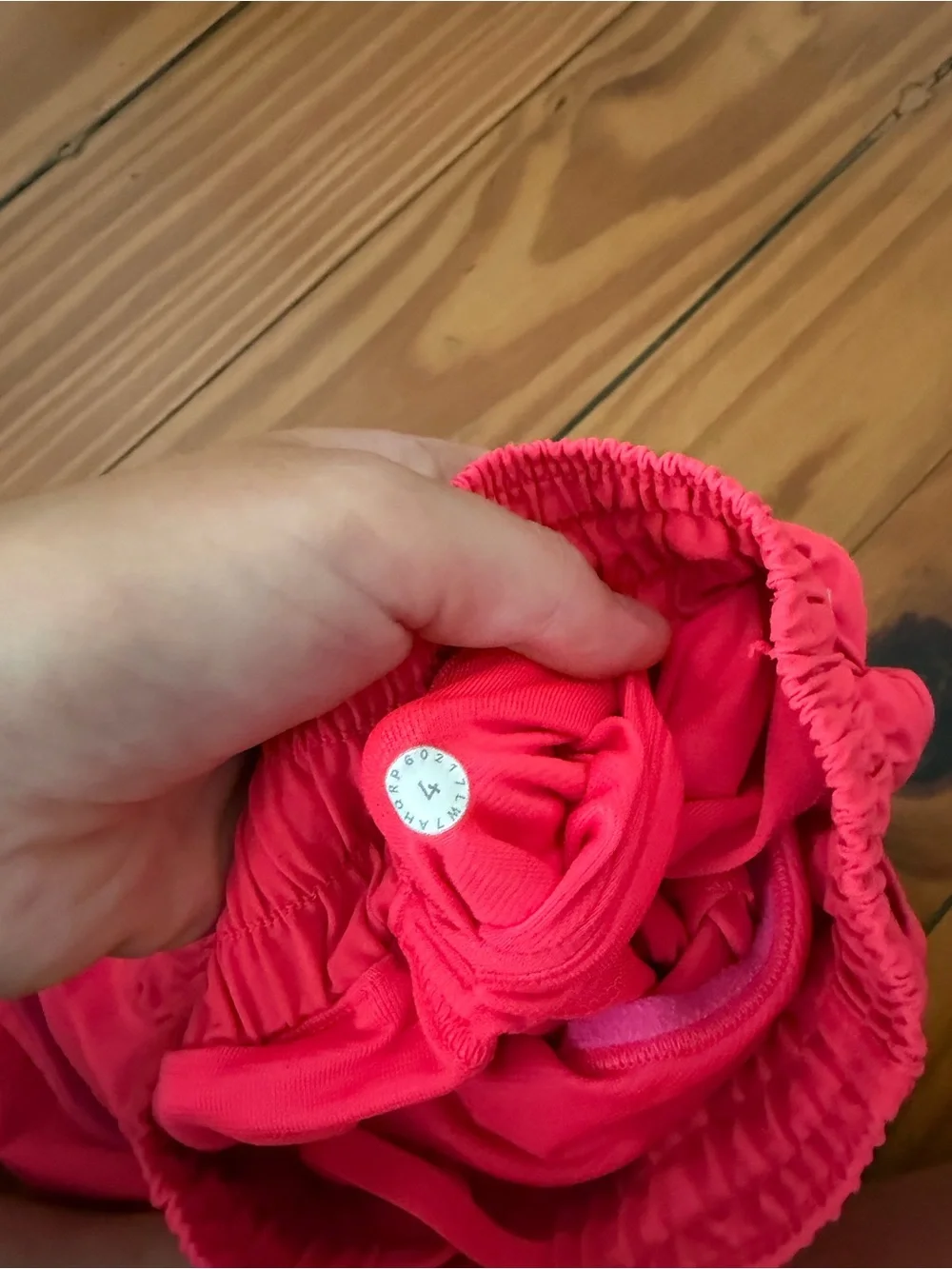 Lululemon womens size 4 2.5” Coral Pink Active Shorts